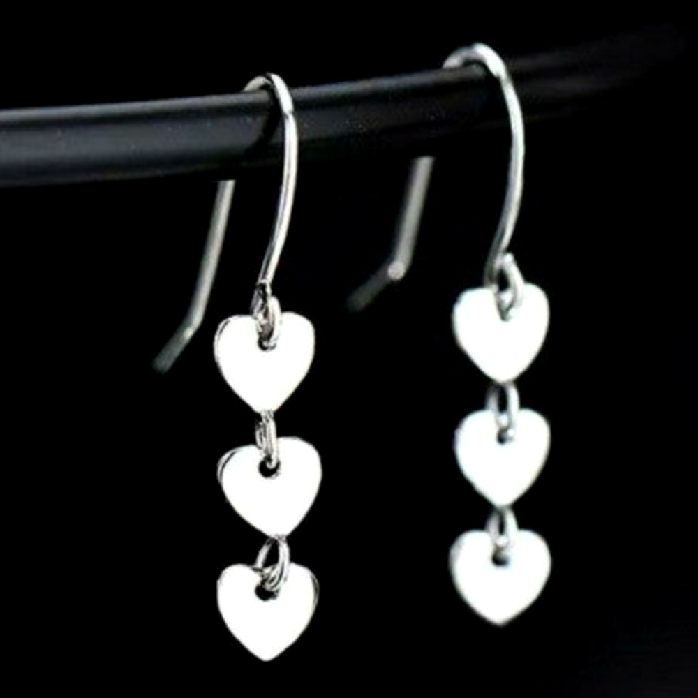 925 STERLING SILVER DAINTY HEART LIGHTWEIGHT DANGLE DROP FISH HOOK BACK ☆NEW